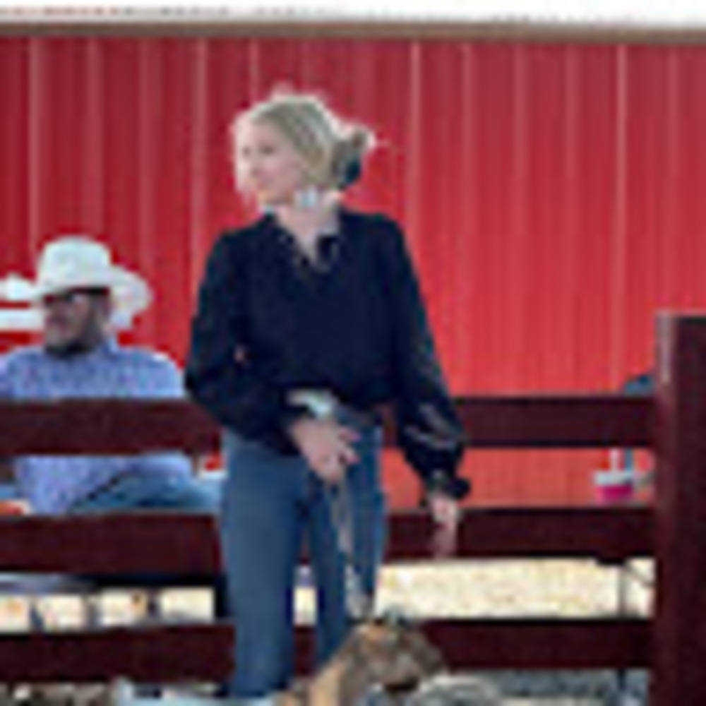 Meet your Posher, Brenna